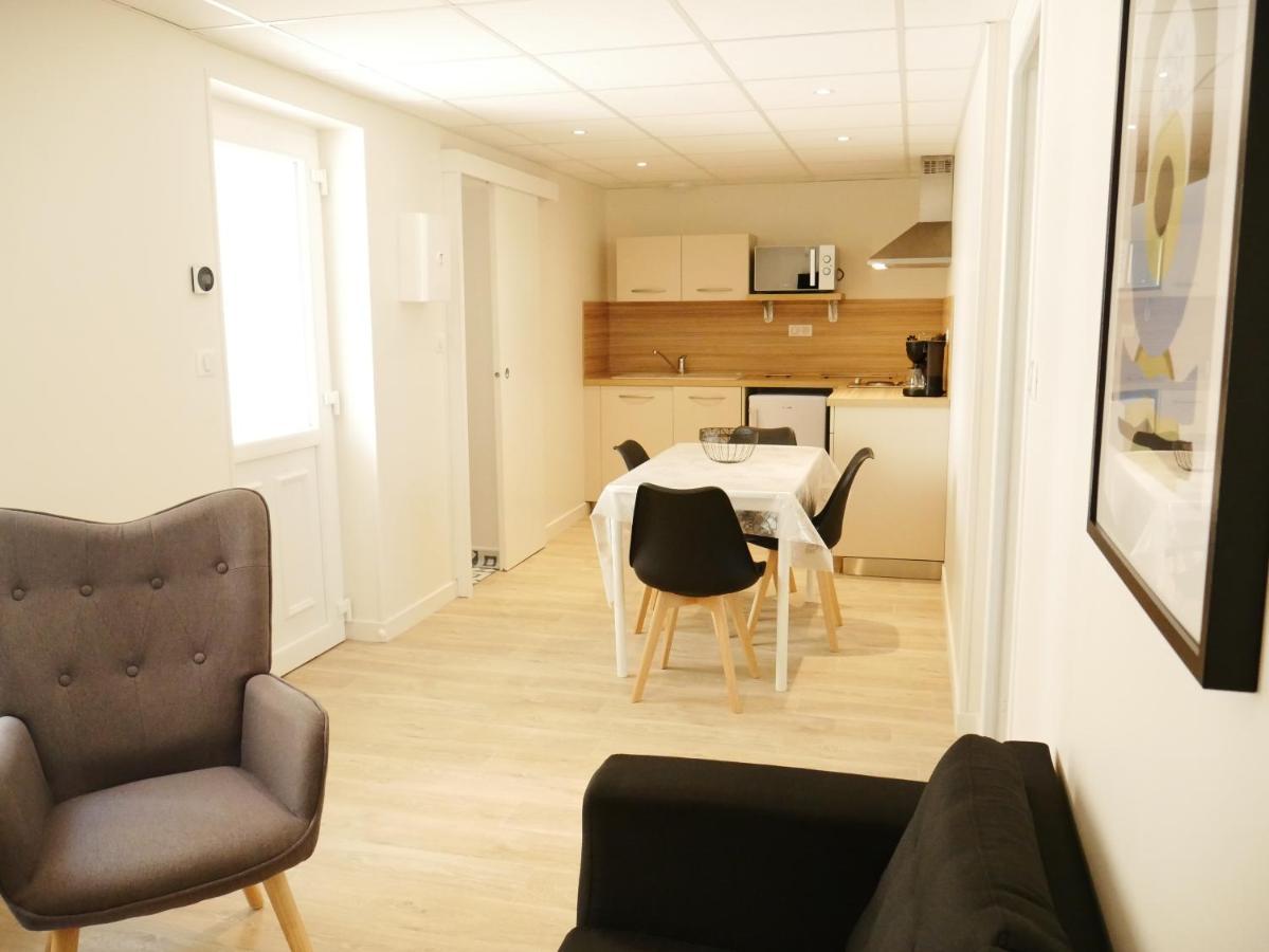 Apartment Avec - Entree Incluse *